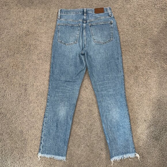 MADEWELL THE PERFECT VINTAGE JEAN - Raw Hem - Medium Blue Wash- EUC - Women's 27 - Picture 4 of 13
